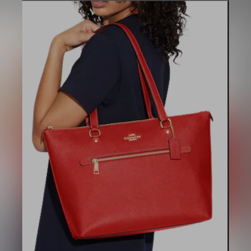 Coach | Gallery Tote Bag |  Miami Red